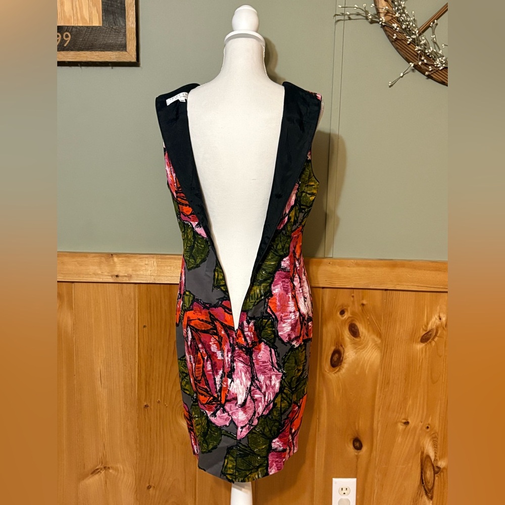 Trina Turk Sheath Sleeveless Dress Silk Blend Floral Print size 10 - Picture 5 of 13